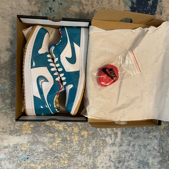 Barcelona air Jordan 1 size 10 - Picture 2 of 4